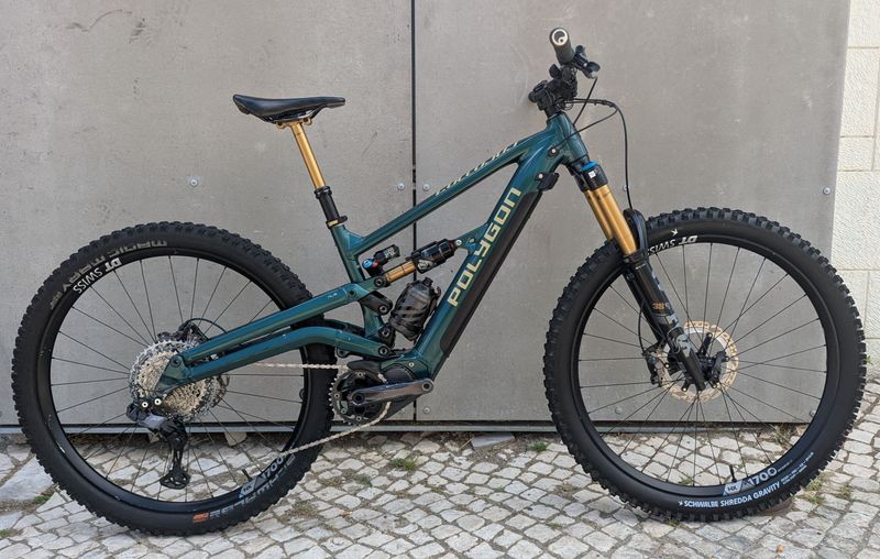 Polygon Collosus Shimano Deore XT Di2 2024 Mountainbike usato, Verde — immagine 1 di 31