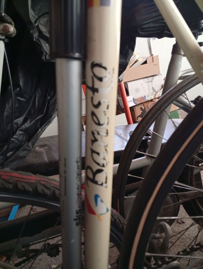 Used Pinarello Asolo Shimano 600 1995 Road & Gravel, White — image 5 of 12