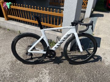 Used Canyon Aeroad CF SLX 8 Di2 2026 2026 Road & Gravel