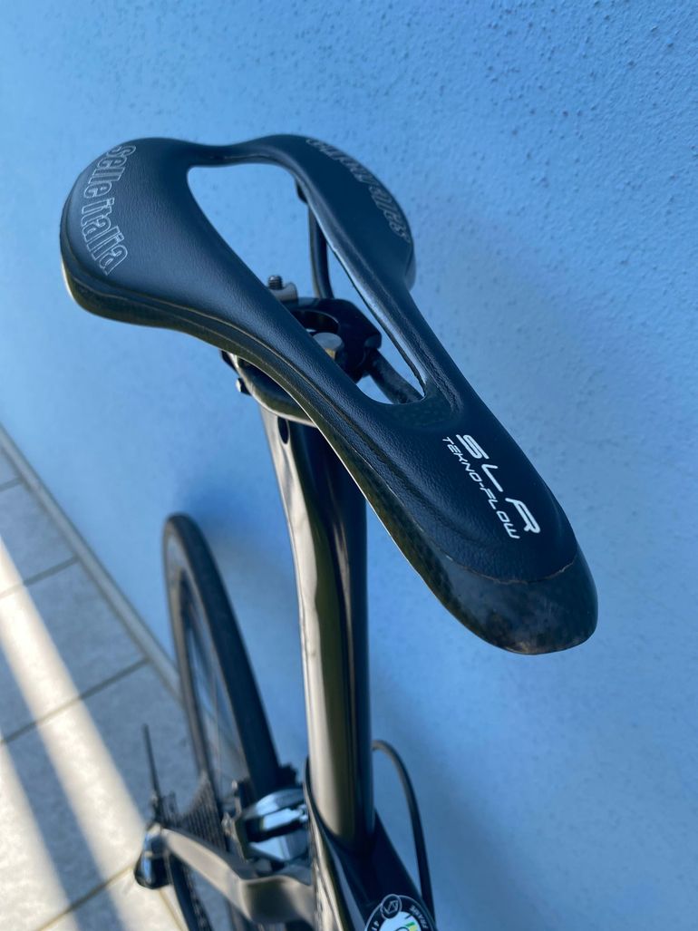 Pinarello Dogma Shimano Dura Ace 2018 Road & Gravel de segunda mano, Negro — imagen 8 de 11