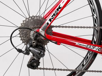 Used Trek Madone 5.5 2010 2010 Road & Gravel, Red — image 3 of 3