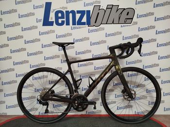 Używany Scott Addict 30 2024 2024 Road & Gravel