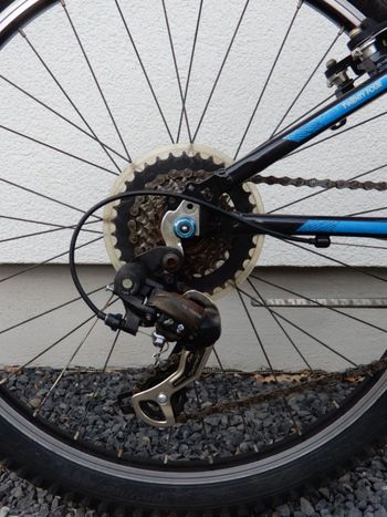 Used Trek Superfly 24 2015 2015 Youth, Black — image 2 of 9