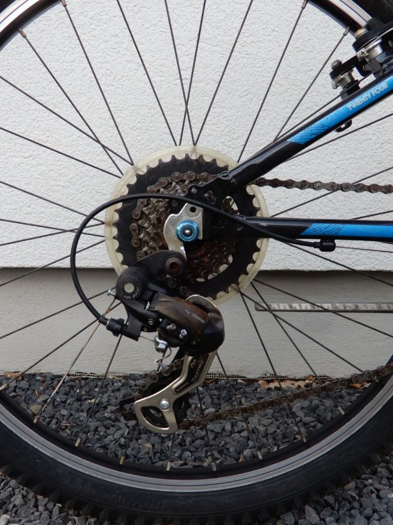 Used Trek Superfly 24 2015 2015 Youth, Black — image 2 of 9