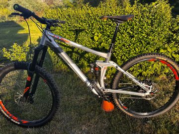 Used CUBE STEREO 160 HPA TM 27.5 2017 2017 MTB