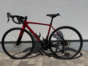 Tweedehands Trek Emonda ALR5 Red 5298268 2024 2024 Road & Gravel