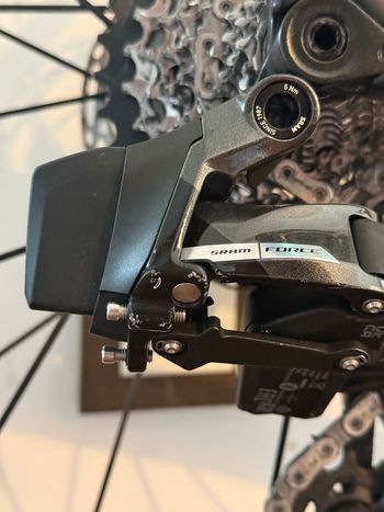 Stevens Izoard Force AXS 2025 2025 Road & Gravel usato, Nero — immagine 6 di 11