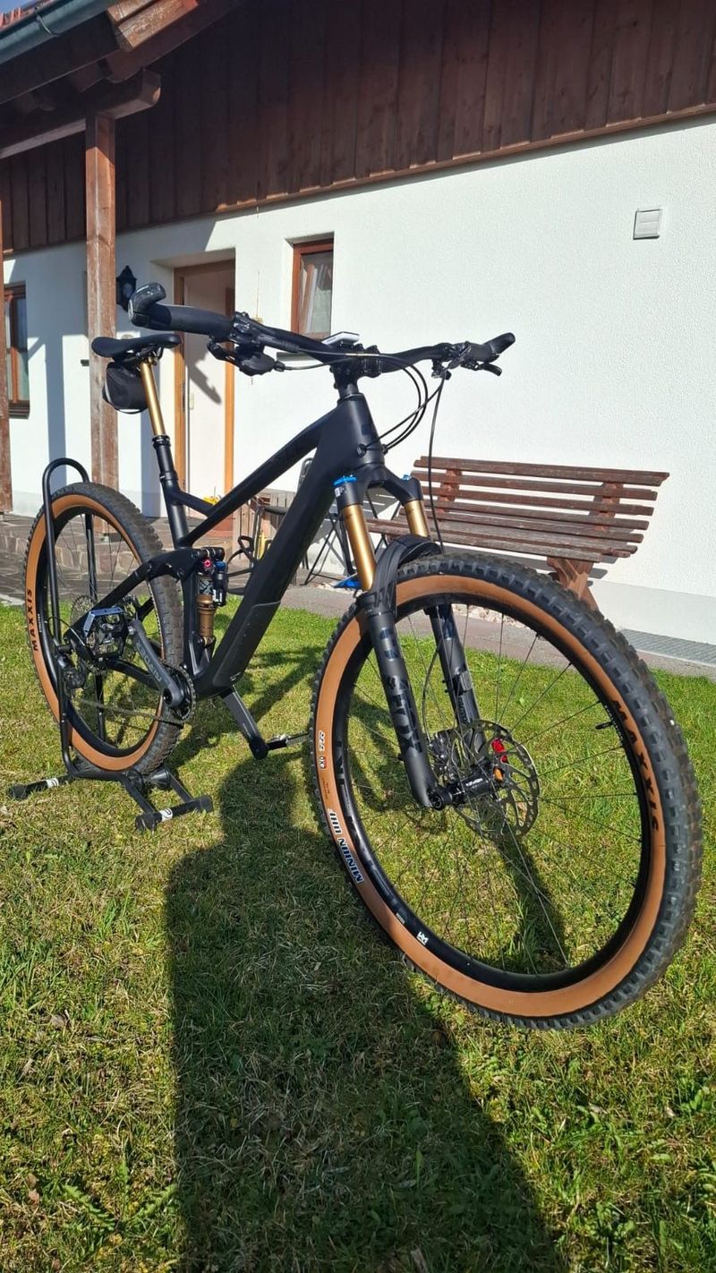 Gebrauchtes CUBE Stereo Shimano XTR 2025 Mountainbike, Schwarz — Bild 2 von 6