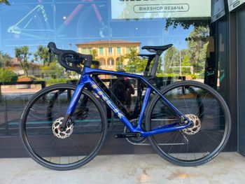 Trek Madone SL 5 Gen 8 2025 2025 Road & Gravel de segunda mano