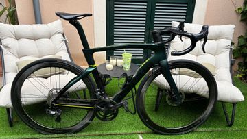 Brugt Pinarello DOGMA F SUPER RECORD WRL Disc 2024 2024 Road & Gravel