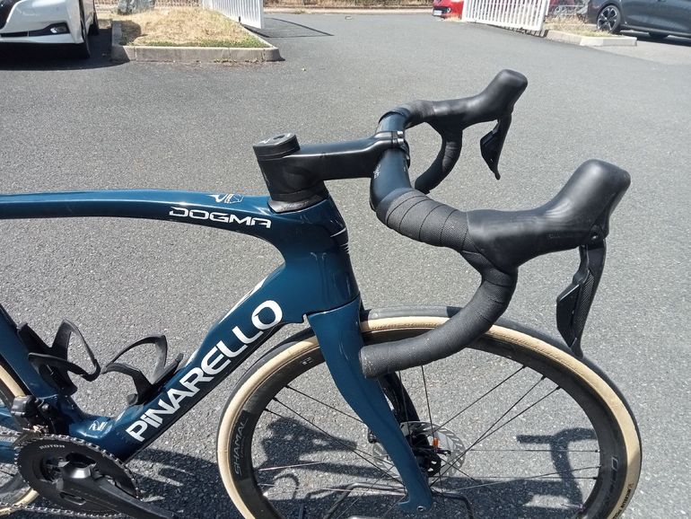 Używany Pinarello Dogma Shimano Ultegra Di2 2025 Road & Gravel — zdjęcie 12 z 13