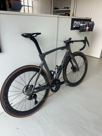 Used Pinarello Dogma Shimano Ultegra Di2 2022 Road & Gravel, Light Gray — image 5 of 20