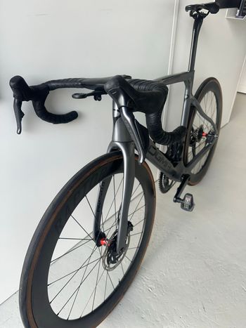 Used Pinarello Dogma Shimano Ultegra Di2 2022 Road & Gravel, Light Gray — image 17 of 20