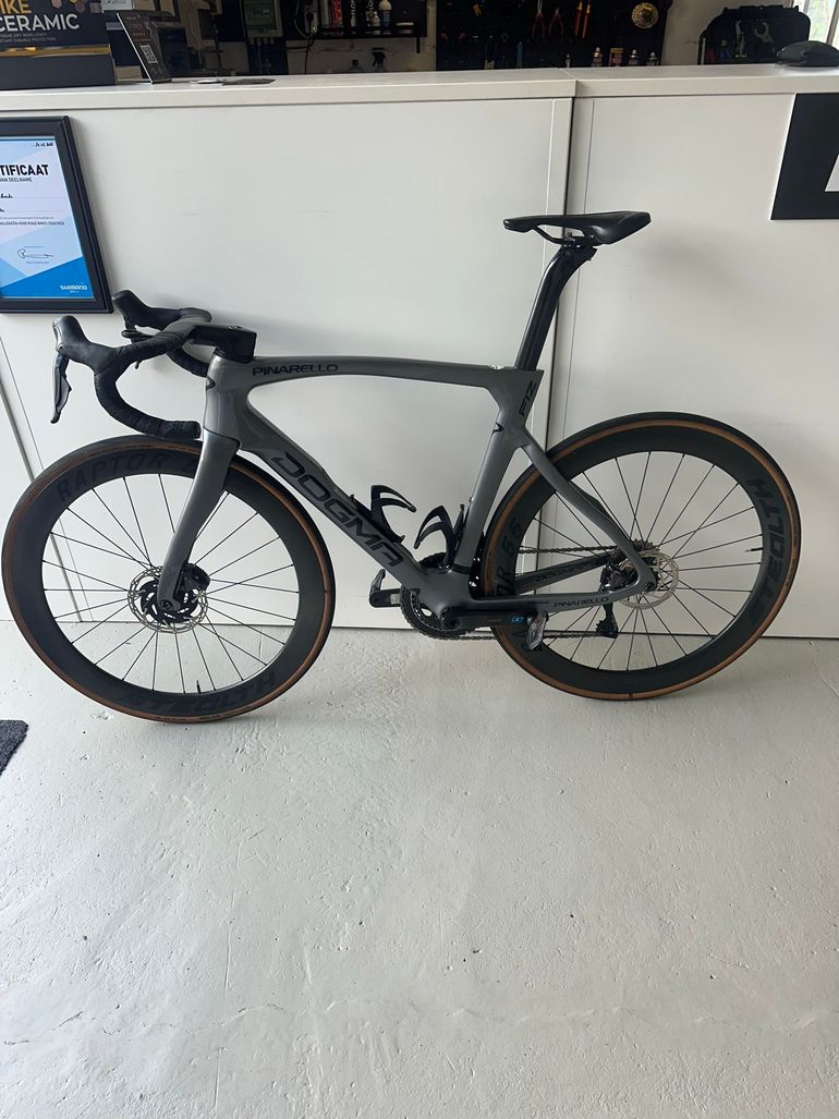 Used Pinarello Dogma Shimano Ultegra Di2 2022 Road & Gravel, Light Gray — image 2 of 20