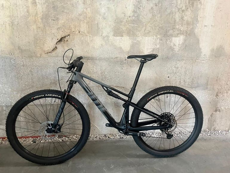 Brugt BMC Fourstroke FOUR Iron Gray / Black 2023 Mountainbike — billede 2 af 7