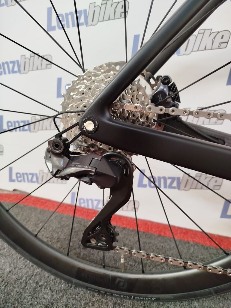 Brugt Scott Addict RC 15 2022 2022 Road & Gravel — billede 2 af 7