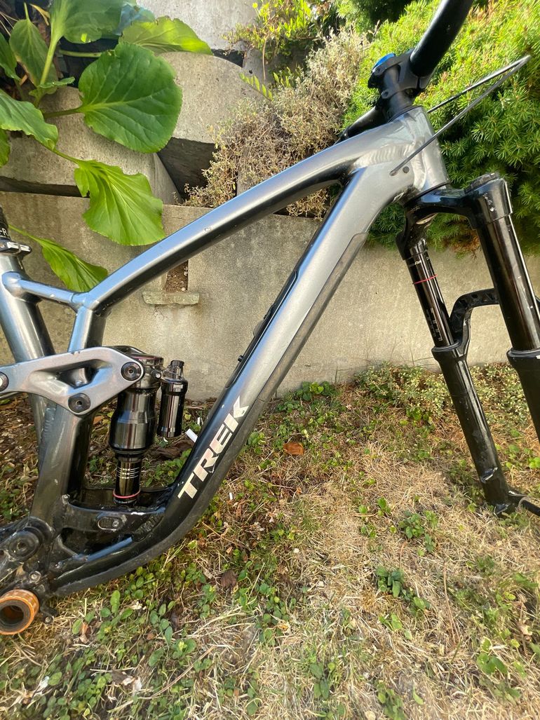 Used Trek Fuel ex Frameset 2024 Mountainbike, Black — image 7 of 12