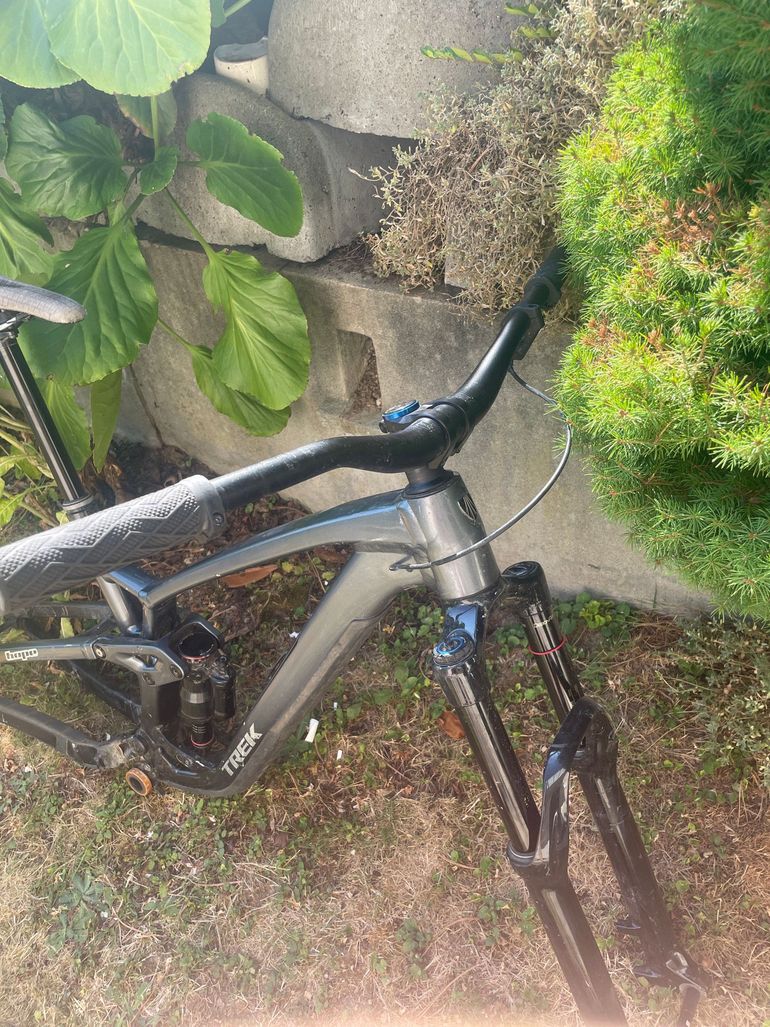 Used Trek Fuel ex Frameset 2024 Mountainbike, Black — image 10 of 12