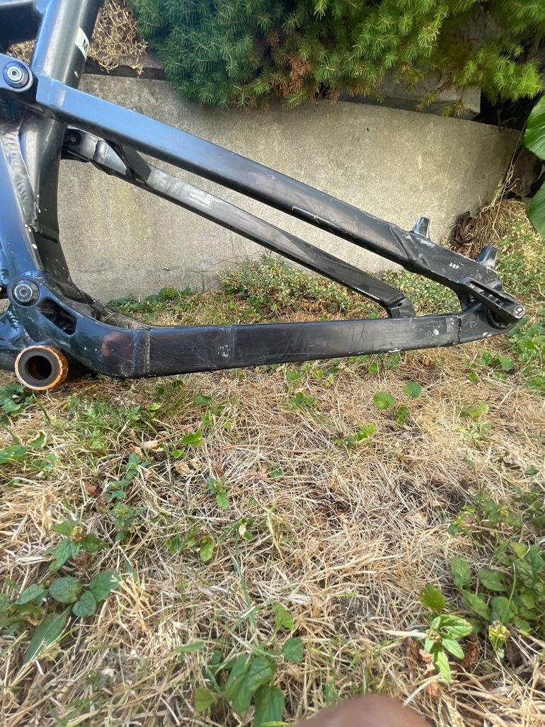 Used Trek Fuel ex Frameset 2024 Mountainbike, Black — image 3 of 12