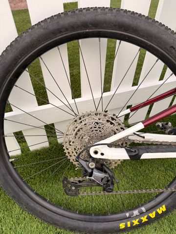 Brugt Orbea OIZ H30 2023 2023 Mountainbike — billede 8 af 8