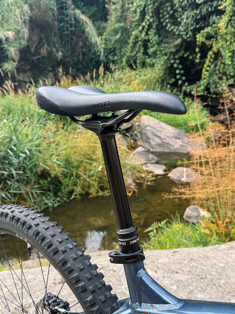 Used Vitus Sentier VR 29 2021 Mountainbike, Blue — image 7 of 15
