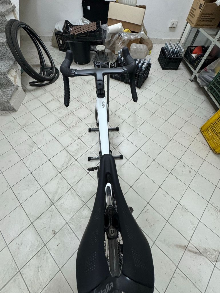 Brugt Colnago V5Rs Sram Red AXS E1 2026 2026 Road & Gravel — billede 7 af 9