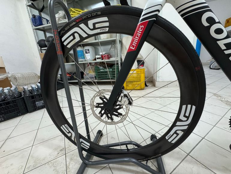 Brugt Colnago V5Rs Sram Red AXS E1 2026 2026 Road & Gravel — billede 4 af 9