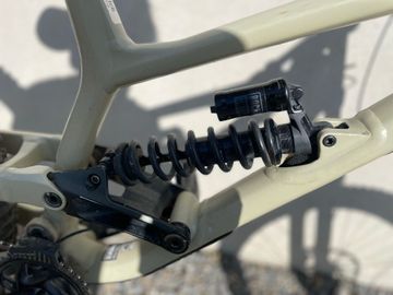 Käytetty Commencal FURIOUS RIDE 2021 2021 Mountainbike — kuva 7 / 8