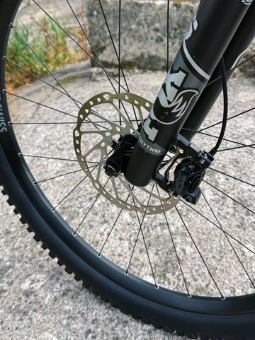 Canyon Spectral:ON CF 8 2023 2023 Mountainbike usato, Nero — immagine 9 di 17