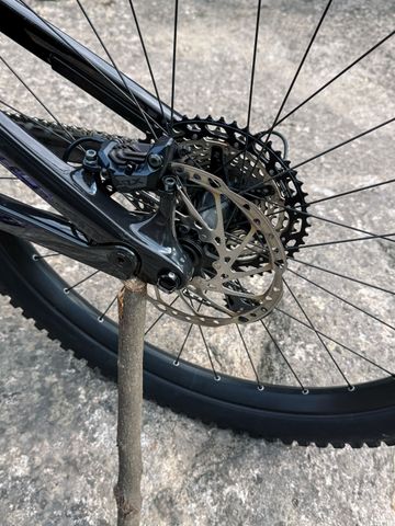 Canyon Spectral:ON CF 8 2023 2023 Mountainbike usato, Nero — immagine 10 di 17