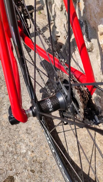 Used Trek Sl6 2020 Road & Gravel, Red — image 3 of 14