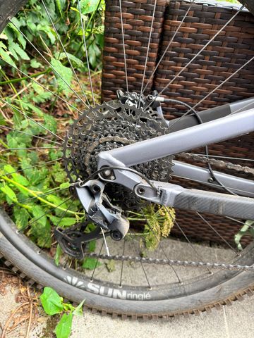 Gebrauchtes Radon SWOOP AL 8.0 2024 2024 Mountainbike, Hellgrau, 29 — Bild 3 von 6