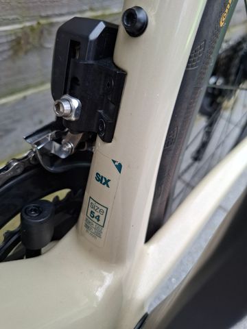 Used BMC Roadmachine Shimano Ultegra Di2 2022 Road & Gravel, Green — image 9 of 21
