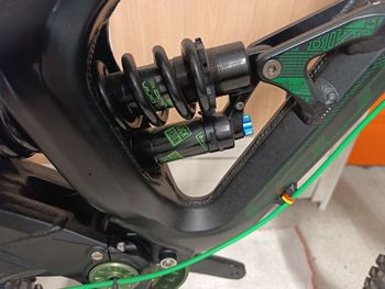 Używany GT Force SRAM Force eTap AXS 2018 Mountainbike — zdjęcie 5 z 6
