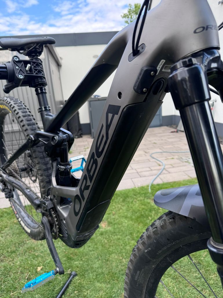 Brugt Orbea WILD FS H20 2022 2022 Mountainbike — billede 3 af 12