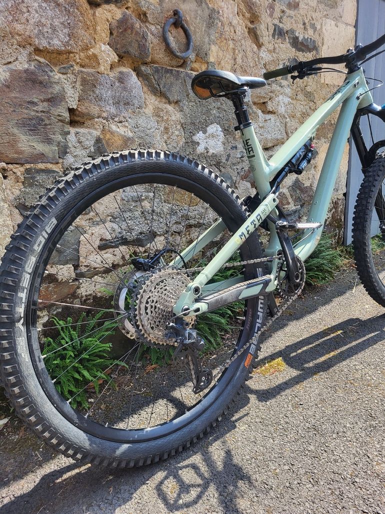 Brugt Commencal META AM 29 ESSENTIAL 2021 2021 Mountainbike — billede 4 af 7