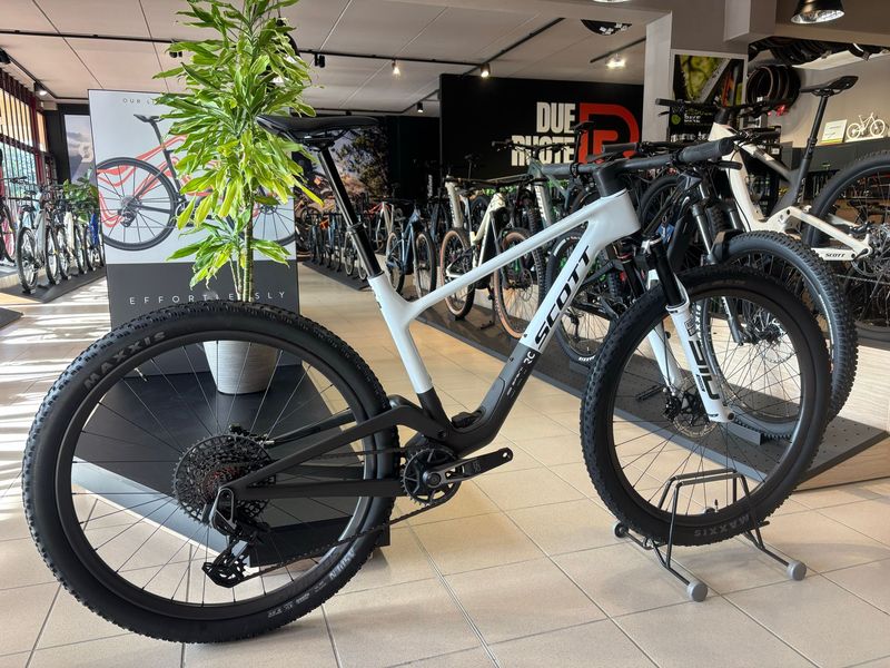 Scott Spark RC World Cup 2027 2027 MTB d'occasion