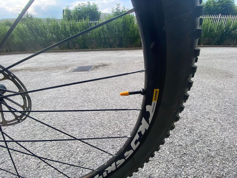 Olympia Custom Shimano Deore XT 2021 Mountainbike usato, Nero — immagine 6 di 8
