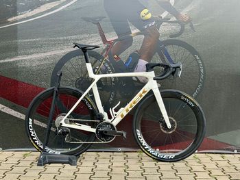 Used Trek Madone SLR 7 AXS 2026 2026 Road & Gravel