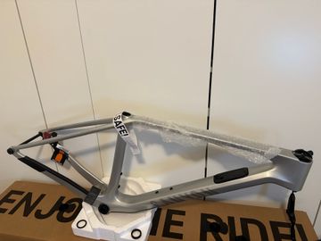 Used Canyon Exceed CF 9 AXS 2025 Frameset 2025 Mountainbike, Light Gray, 29 — image 13 of 46