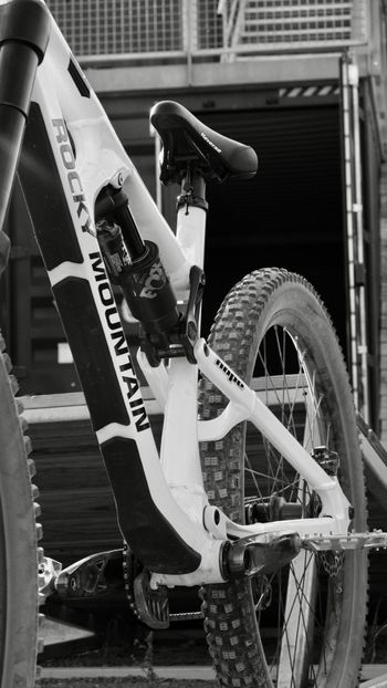 Rocky Mountain Slayer Single Speed / Fixed Gear 2023 Mountainbike usato, Bianco — immagine 6 di 6