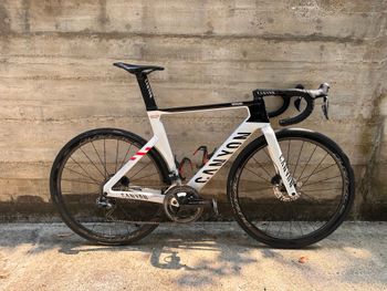 Used Canyon Aeroad CFR Disc Di2 2022 2022 Road & Gravel