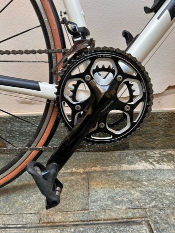 Brugt Trek Domane 2.3 Compact 2016 2016 Road & Gravel — billede 3 af 9