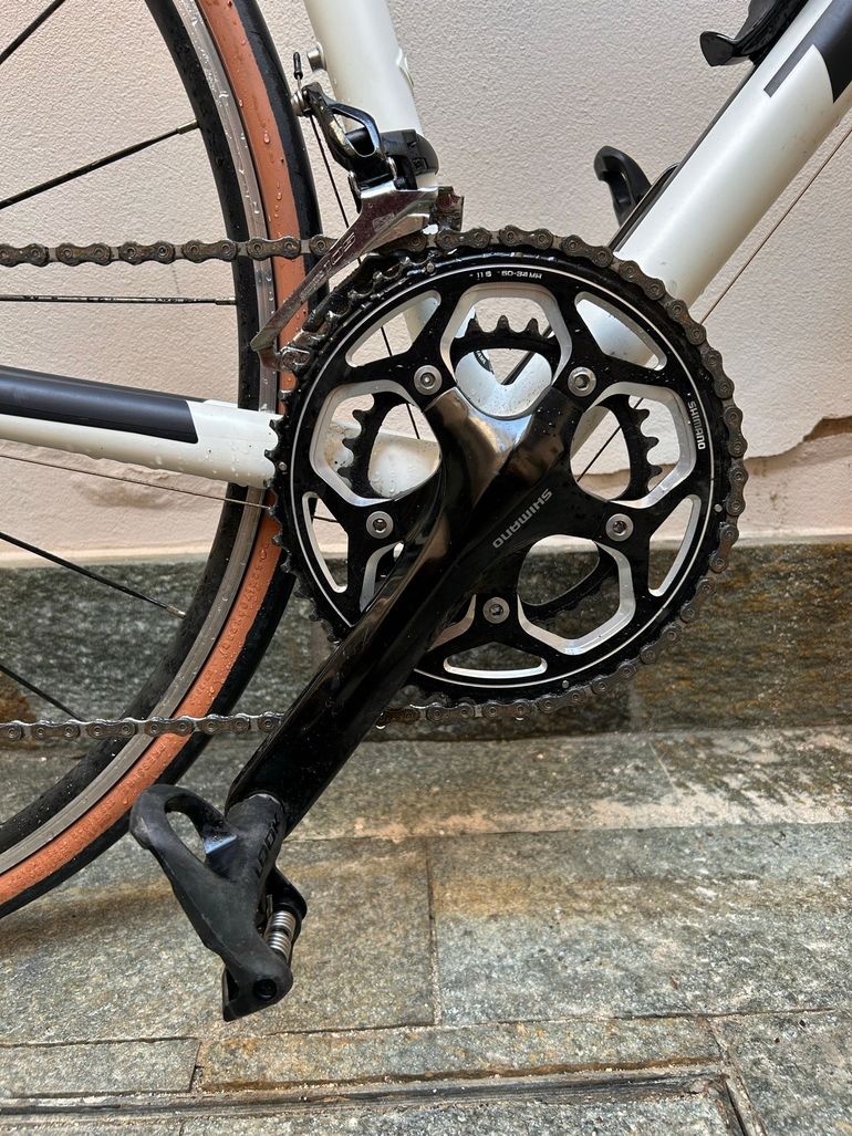 Brugt Trek Domane 2.3 Compact 2016 2016 Road & Gravel — billede 3 af 9
