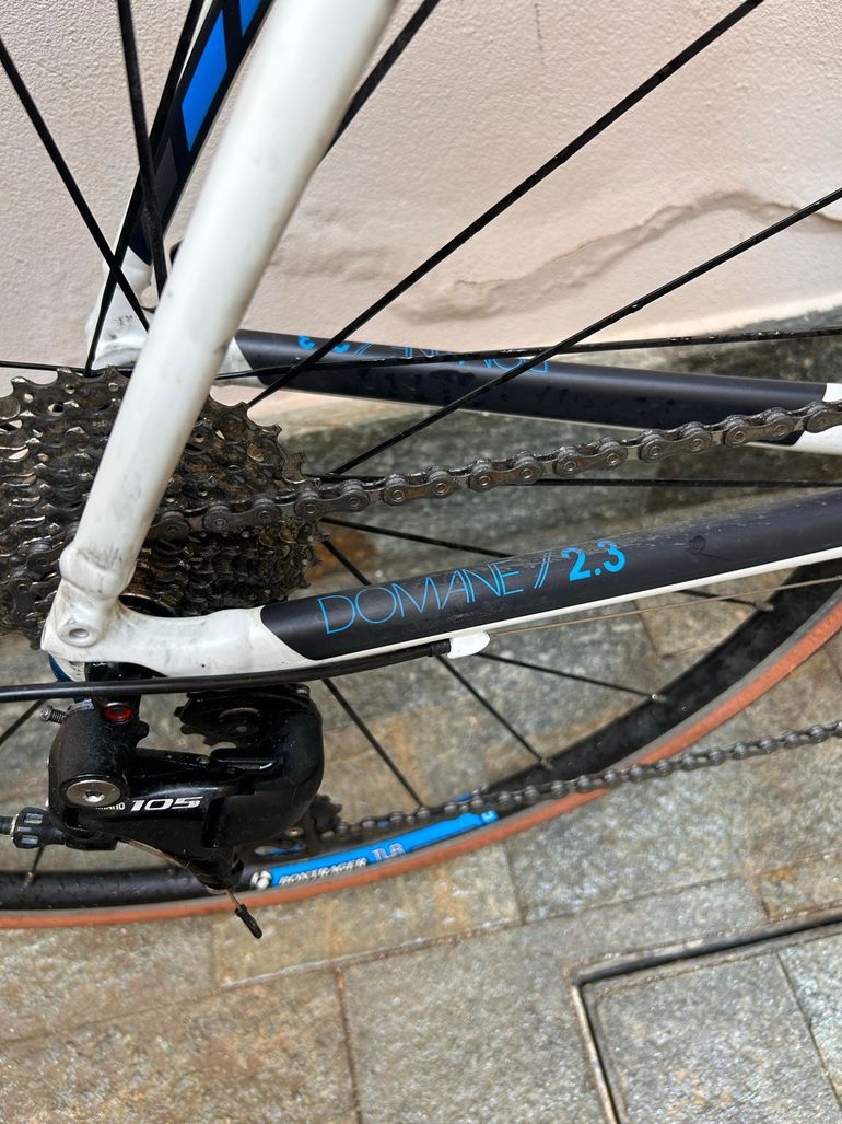 Brugt Trek Domane 2.3 Compact 2016 2016 Road & Gravel — billede 4 af 9