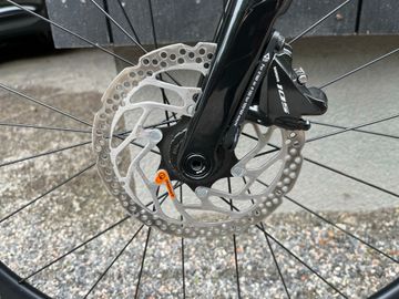 Used Stevens Izoard Disc 2023 2023 Road & Gravel, Light Gray — image 6 of 10