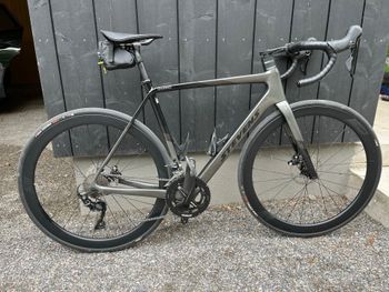 Stevens Izoard Disc 2023 2023 Road & Gravel usato, Grigio chiaro — immagine 2 di 10