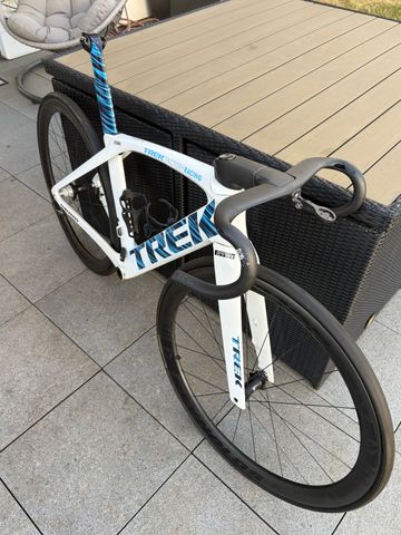 Used Trek Madone SLR 7 Frameset 2021 Road & Gravel, White — image 3 of 5
