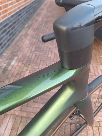Tweedehands Scott Addict RC 15 2022 2022 Road & Gravel — afbeelding 12 van 16