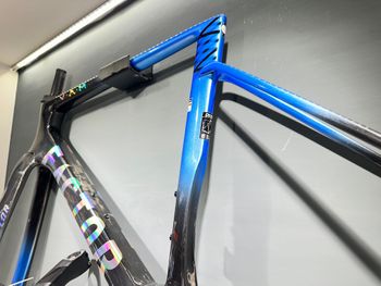 Factor OSTRO VAM - Frameset Premium 2026 Frameset 2026 Road & Gravel usato, Blu — immagine 5 di 8